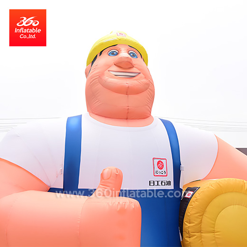 Outdoor Event Promotional Giant Huge strong sport Man holding a football Inflatable Customized Advertising Inflatable tall Man
